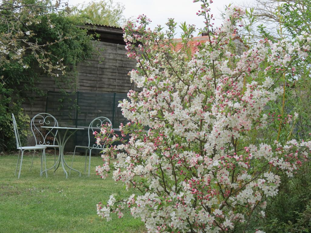 L'Aubinoise Bed and Breakfast Saint-Aubin-la-Plaine Buitenkant foto